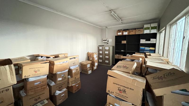 To Let commercial Property for Rent in Paarden Eiland Western Cape